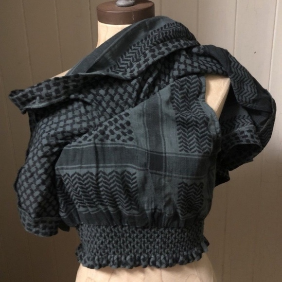 NEW CECILE COPENHAGEN sz 2 CROP One Shoulder Ruffle - Picture 7 of 8